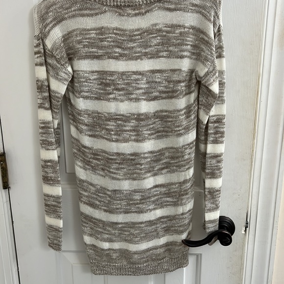 Pink republic brown and white striped lightweight sweater - Picture 2 of 3